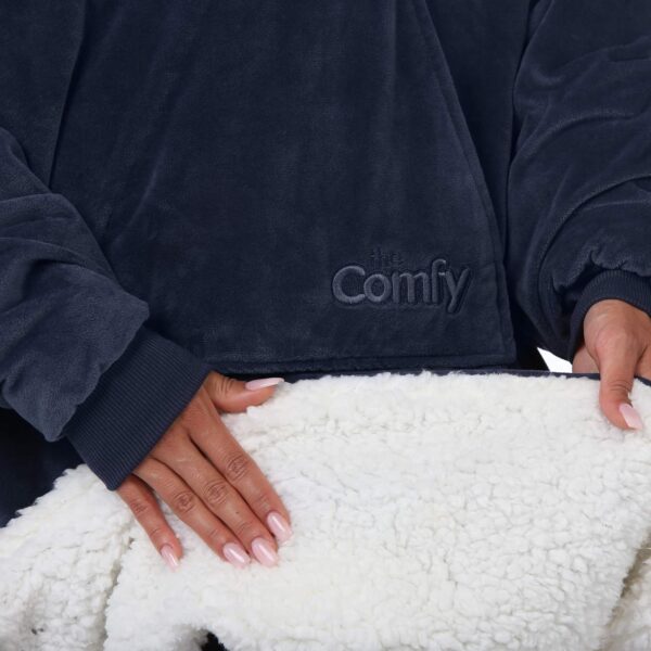 HE COMFY Original | Oversized Microfiber & Sherpa Wearable Blanket - Image 3