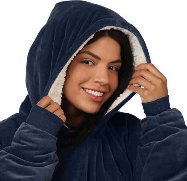 HE COMFY Original | Oversized Microfiber & Sherpa Wearable Blanket - Image 2